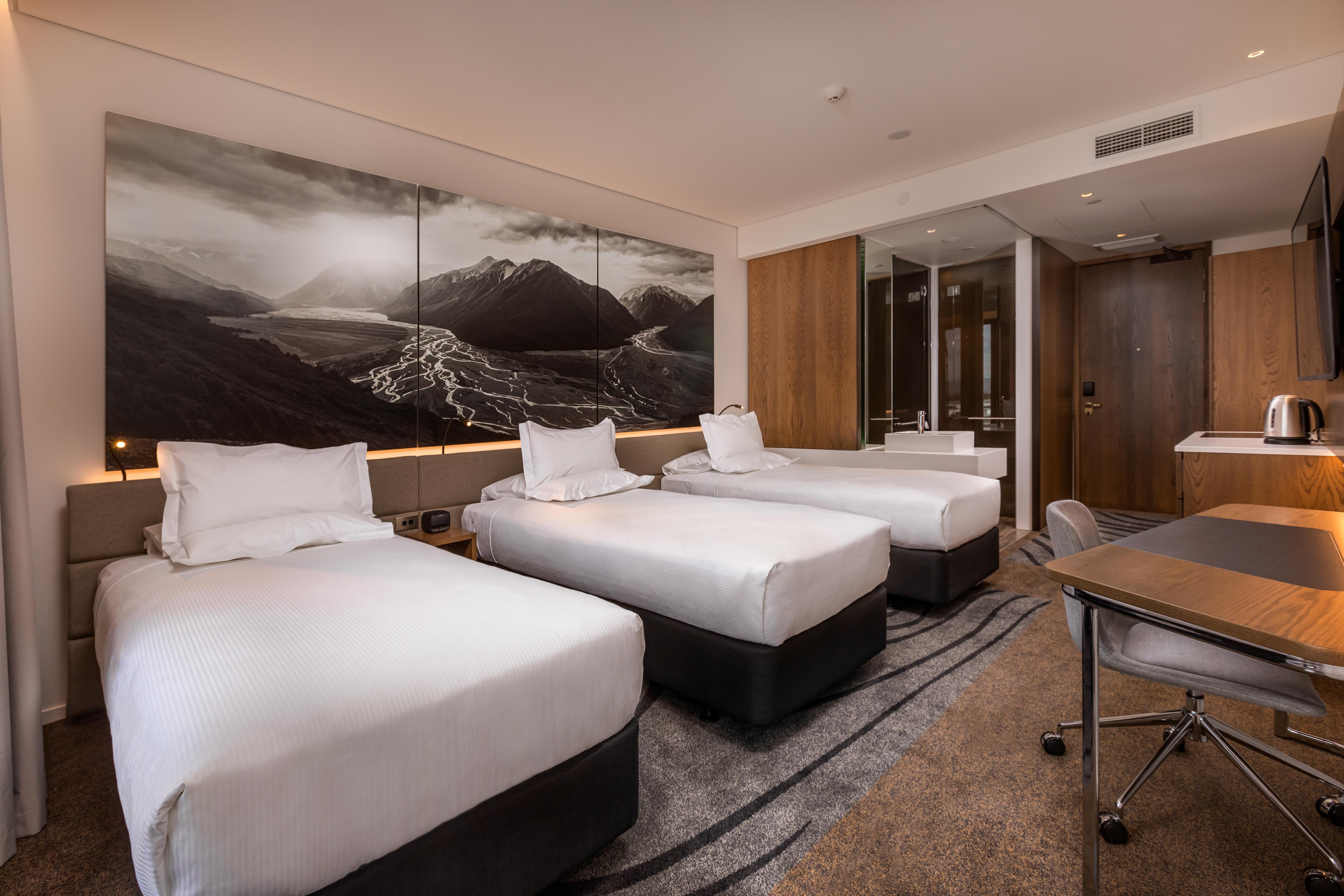 Novotel Airport Hotel 4*